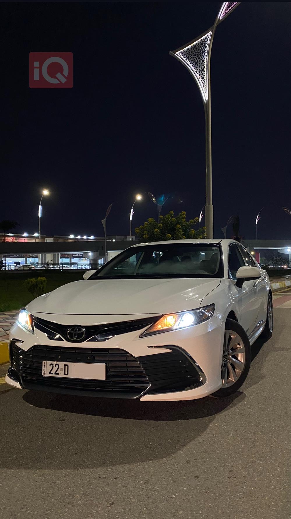 تۆیۆتا کامری